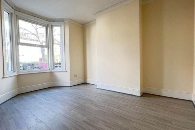 Birkbeck Road, London photo 5
