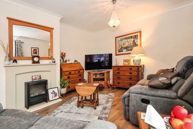 55, Ratliffe Road, Rugby photo 5