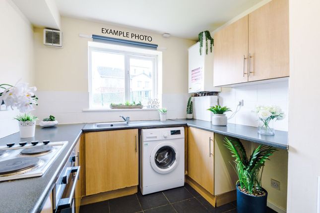 19, Pluto Close, Salford photo 2