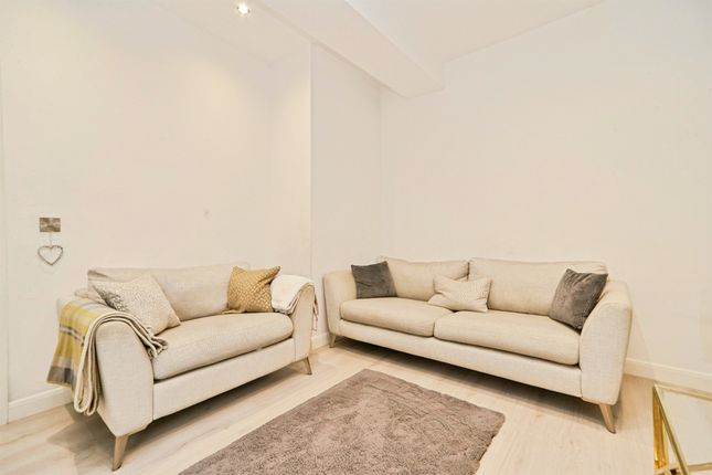 6, Brooks Mill, West Shaw Lane, Keighley photo 4
