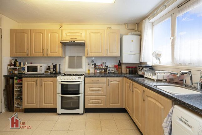 3-bed flat on 2, Byford Close, London, £410,000