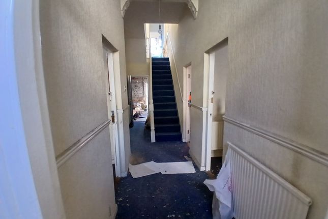 51 Queen Street, Redcar photo 3