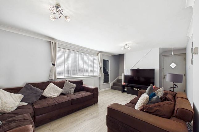 25, Lethe Grove, Essex photo 2