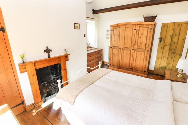 Cottage for sale in Llanrhaeadr Ym Mochnant, Oswestry