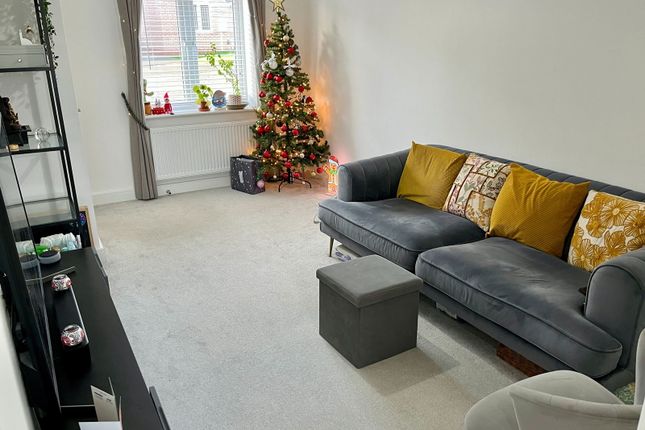 6, Warwick Close, Leicestershire photo 3