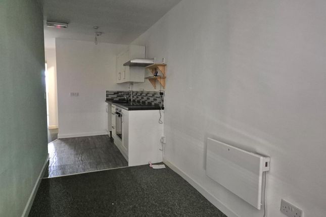 First Floor Flat, 42, Meadow Street, Weston-Super-Mare photo 3