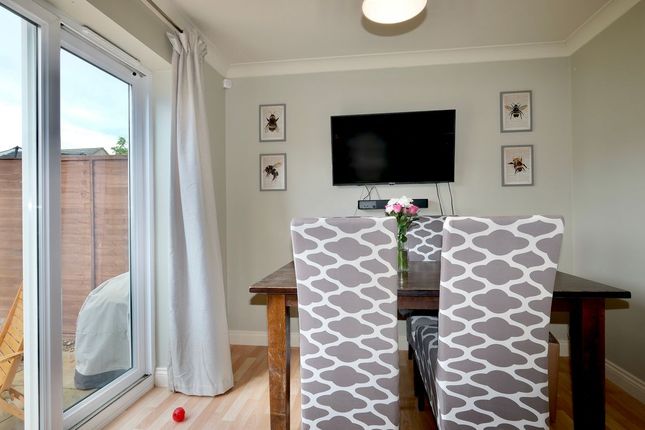 56, Robertson Way, Sapley photo 3