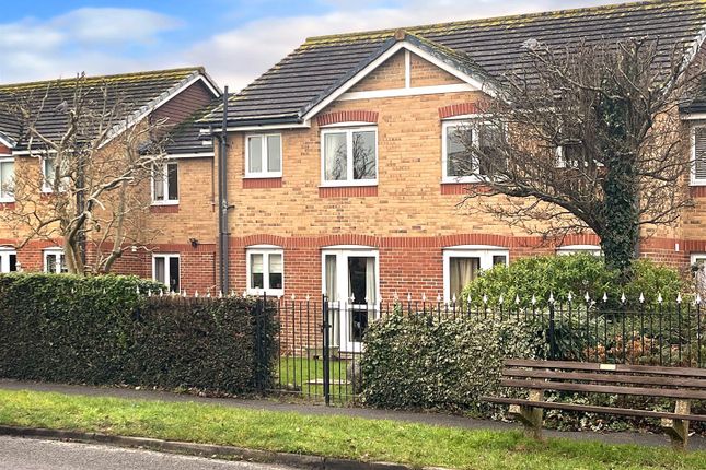 1-bed flat on 24 Silverwood Court, Wakehurst Place, Rustington Littlehampton, £110,000
