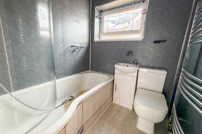 102, Dudley Road, Clacton-On-Sea photo 4
