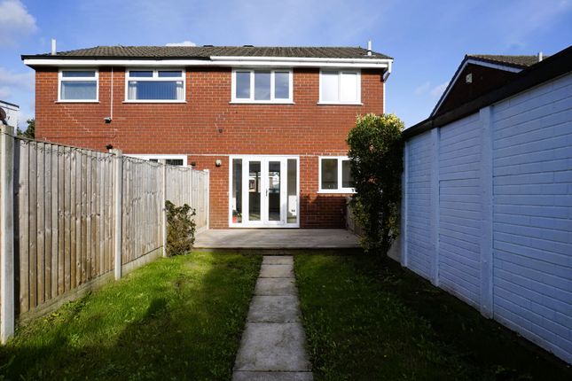 25, Dunster Close, Platt Bridge photo 4