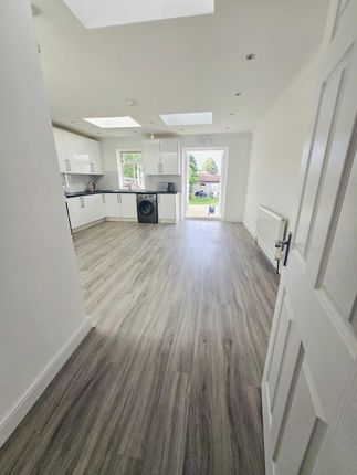156, Runley Road, Luton photo 4