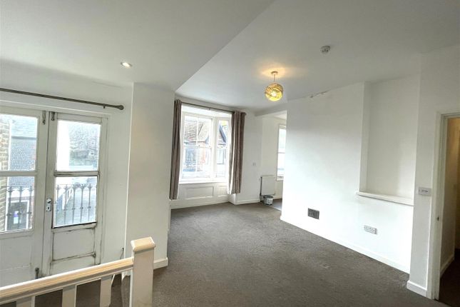 Flat 2, 86, High Street, Brighton photo 5
