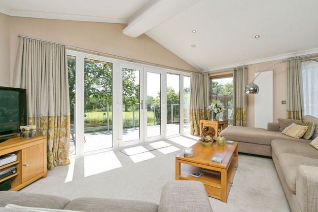 Lodge 9, The Sanctuary Lodges, Pwllheli photo 4