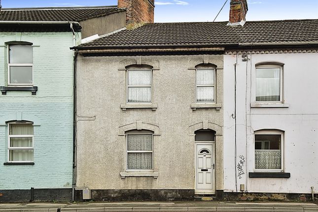 Thumbnail Terraced house for sale in Westcott Place, Swindon