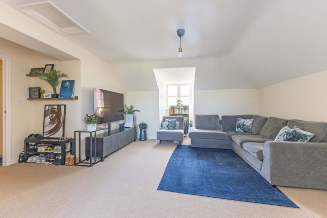 28, Cannon Gate, Slough photo 2