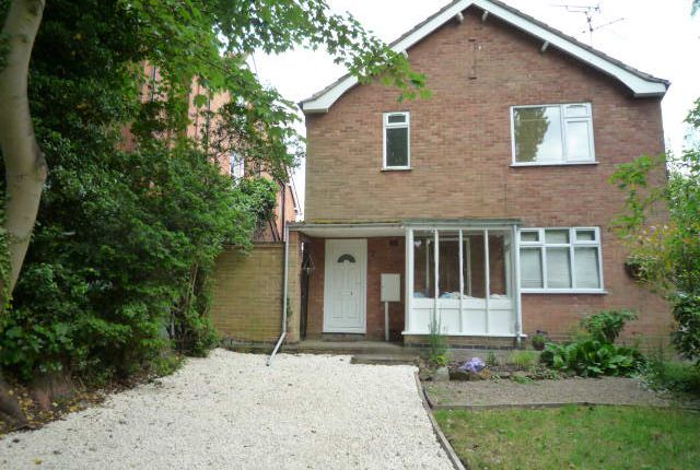 Thumbnail Flat to rent in Barratt Close, Leicester