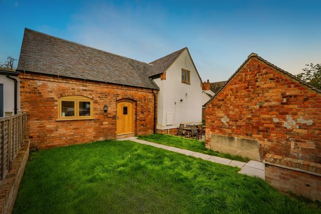 3-bed house on Lullington Road, Swadlincote, £475,000
