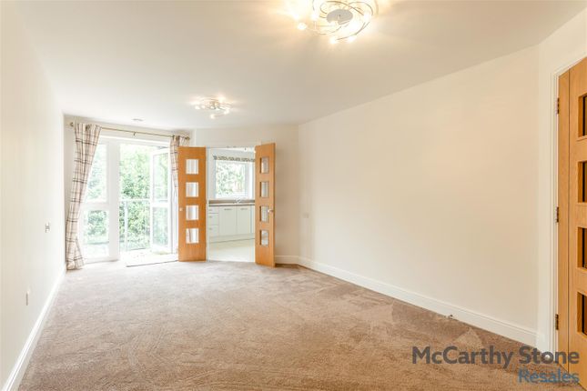 53 Wardington Court, Welford Road, Northampton photo 4