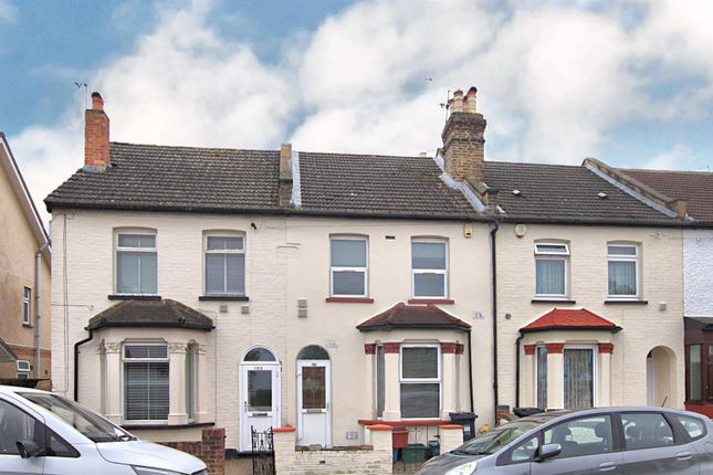 Terraced house for sale in Cambridge Road, Hounslow