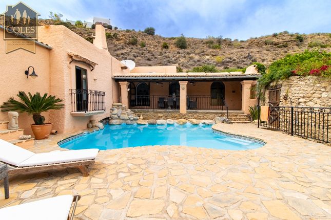 Villa for sale in Cortijo Grande, Turre, Almería, Andalusia, Spain