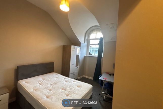 Flat B  West Bell Street Dundee Dd Ex, Dundee photo 3