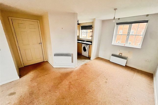 53, Hendeley Court, Staffordshire photo 3