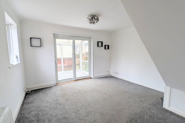10, Jubilee Terrace, Plymouth photo 3