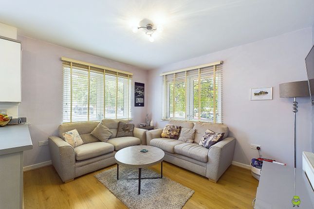 Presented By Clinton At Ewemove Bexleyheath And Da