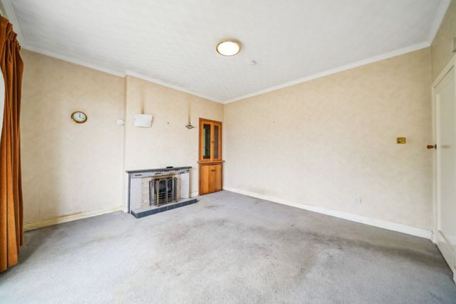 103, Greenwood Road, Glasgow photo 4
