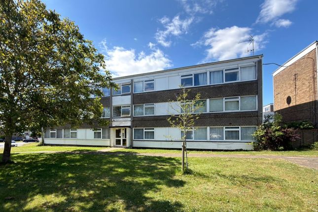 2-bed flat on 72, Cotlandswick, St. Albans, £120,000