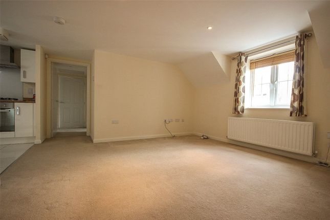 5, Midsummer Grove, Bedford photo 2