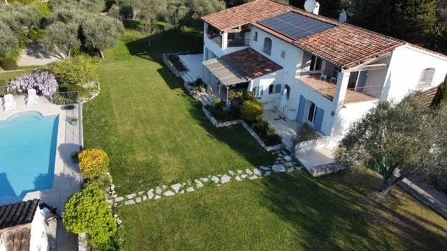 Villa for sale in Châteauneuf, 73390, France