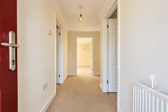 Flat 20, Great Eastern Court, Woodberry Way, Walton On The Naze photo 3