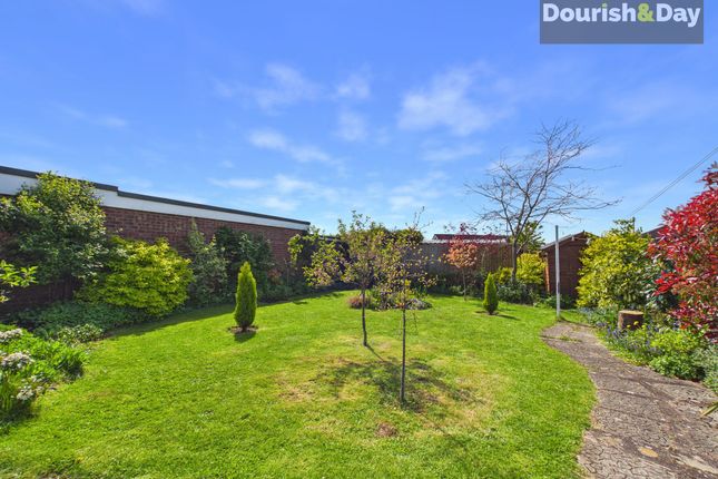 9 Shelmore Close, Stafford photo 4