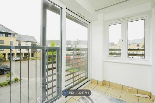 Thornhill Close, Carterton photo 4