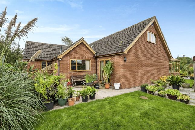Bungalow for sale in Pinfold Lane, Moss, Doncaster, South Yorkshire