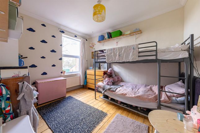 Terraced house for sale in Brookscroft Road, London