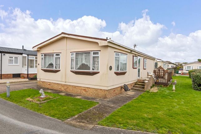 Thumbnail Mobile/park home for sale in Willowbrook Park, Lancing