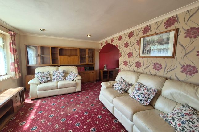 16 Preston Close, Markfield photo 4
