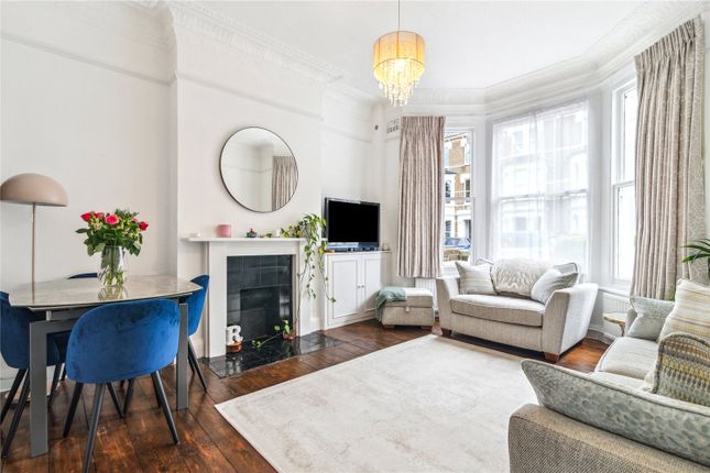 Thumbnail Flat for sale in Bradiston Road, London