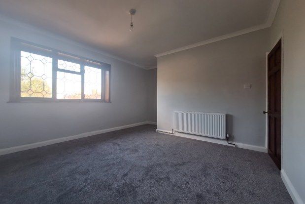 Property to rent in Ballamore Road, Bromley