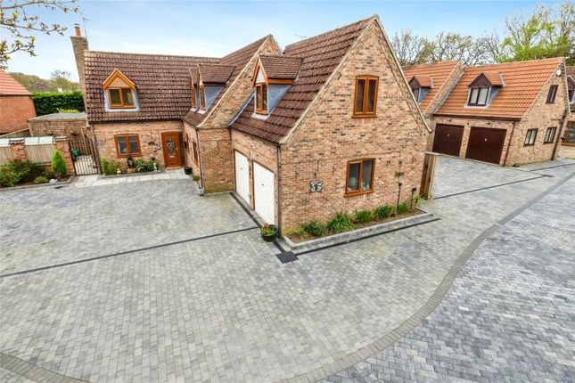 Detached house for sale in Blackthorn Court, South Hykeham, Lincoln, Lincolnshire