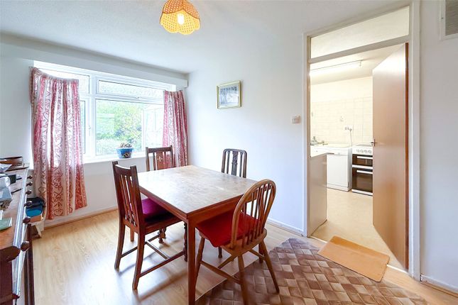 19, White Horses Way, West Sussex photo 4
