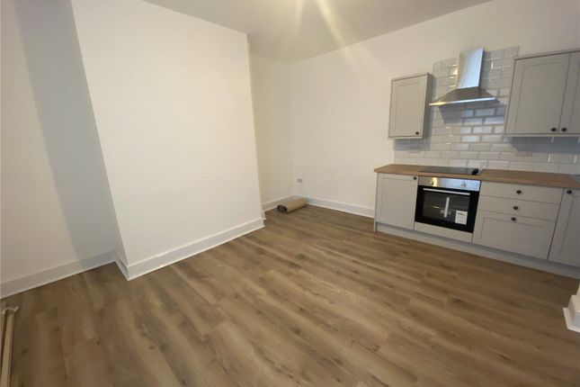 18, North View Street, Keighley photo 4
