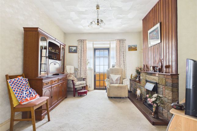 50, Upper Sandhurst, Bristol photo 2