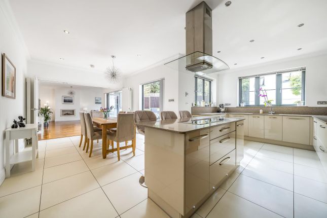 Detached house for sale in Hill Rise, Cuffley, Potters Bar