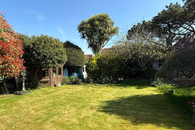 Applecroft,, Lucerne Road, Lymington photo 4
