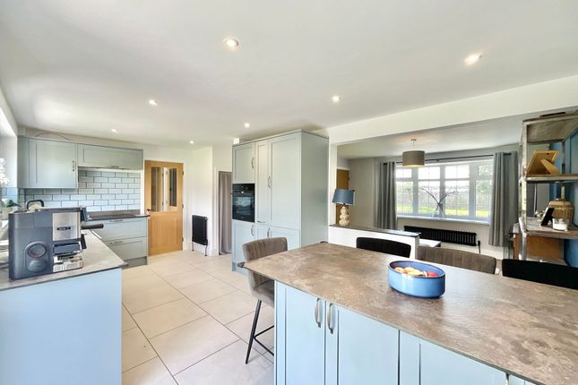 58 Lichfield Road, Stone photo 2