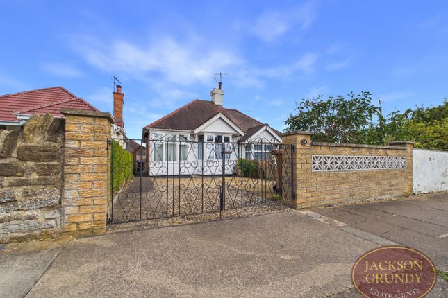 14, Ellesmere Avenue, Northampton photo 2