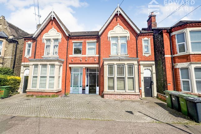 3 Bedroom Maisonette